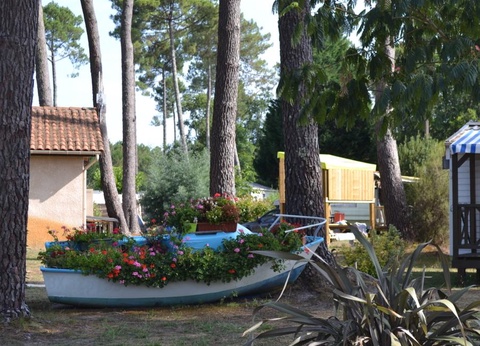 Camping Les Echasses, 2* - 7