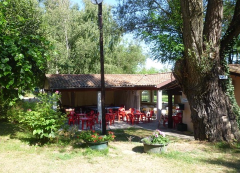 Camping La Bastide, 3* - 10
