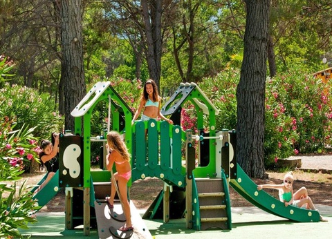 Camping Domaine d'Anghione, 4* - 17