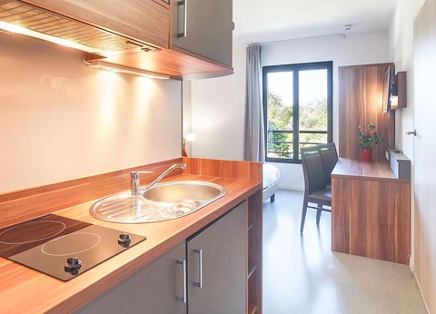 Escapade 4* détente et romantique dans un domaine boisée en Provence - 4* - 8