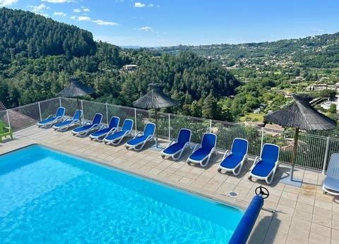 Camping Ushuaïa Village Les Pins d'Ucel 4* - 42