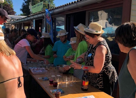 Camping L'Etang du Pays Blanc, 4* - 17