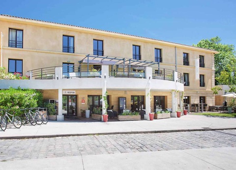 Escapade 4* détente et romantique dans un domaine boisée en Provence - 4* - 2