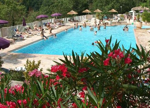 Camping Sites et Paysages - Les Pinèdes, 4* - 45