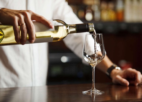 Découvrez le charme de Lyon depuis un hôtel 4* avec piscine aux portes de la ville - 4* - 9