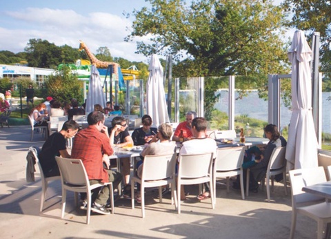 Camping Bocage du Lac, 4* - 40