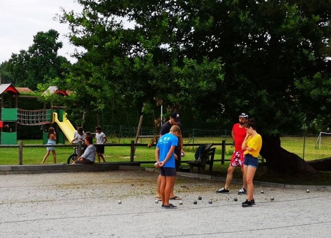 Camping Landes Bleues, 4* - 9