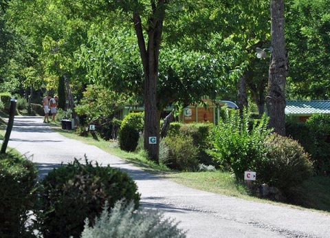 Camping Iserand Calme et Nature, 3* - 46