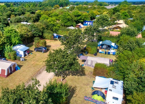 Camping Paradis la Bretonnière, 4* - 13