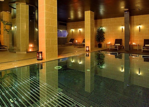 Découvrez Barcelone depuis son centre - 4* - 21