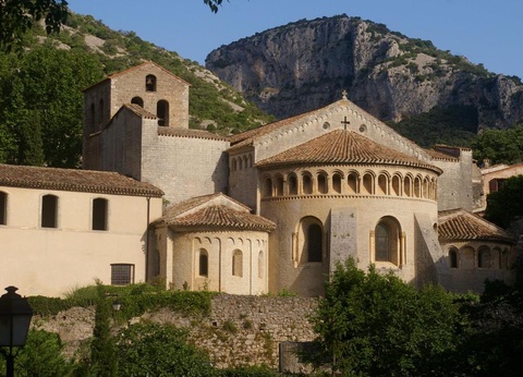 Camping Domaine de Sainte Véziane, 4* - 51