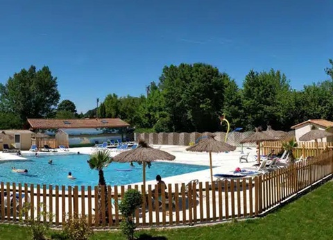 Camping Brantôme Peyrelevade, 4* - 44