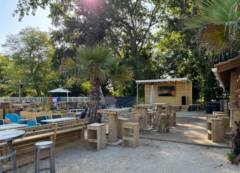 Camping Les Franquettes, 4* - 31