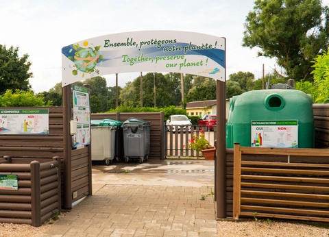 Camping Les Bords de Loue, 3* - 92