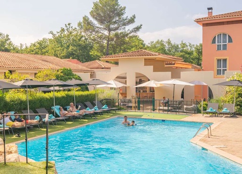 Week-end avec bouteille de champagne près d'Antibes - 4* - 3