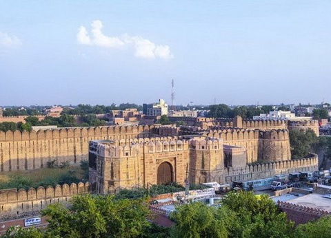 RAJASTHAN ESSENTIEL - 2