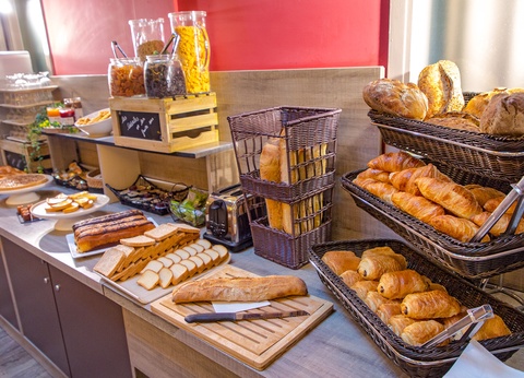 SOWELL RESIDENCES New Chastillon 4* - 13