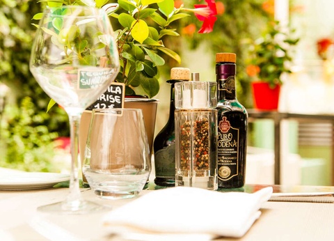 Séjour détente à Cannes avec accès au spa et remise sur les massages - 4* - 5