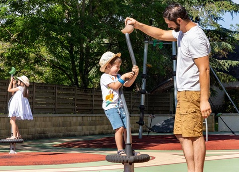 Camping Romanée - Les Grottes De Roffy 4* - 10