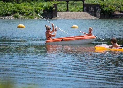 Camping Les Castors, 4* - 12