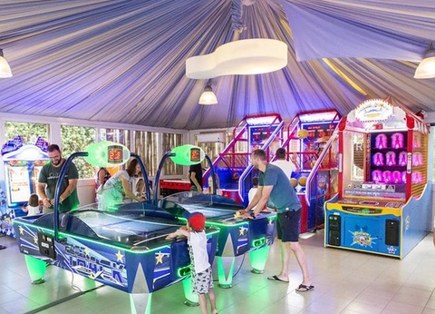 Hu Park Albatros Village, 4* - 130