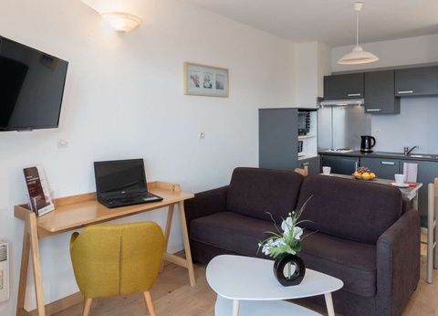 Résidence Lagrange Les Jardins du Lac 3* - 6