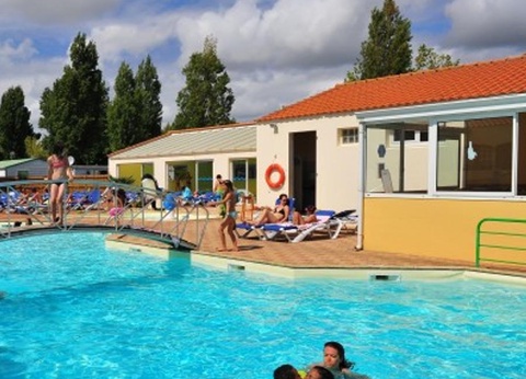 Camping La Bolée d'Air, 4* - 9