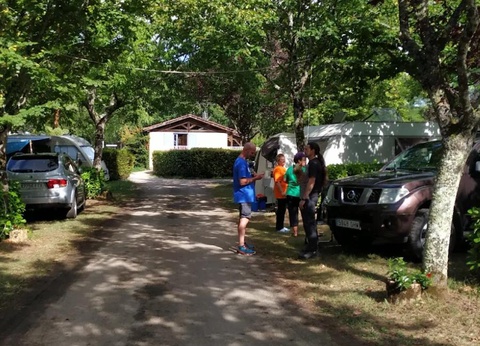 Camping Le Pech de Caumont, 3* - 6