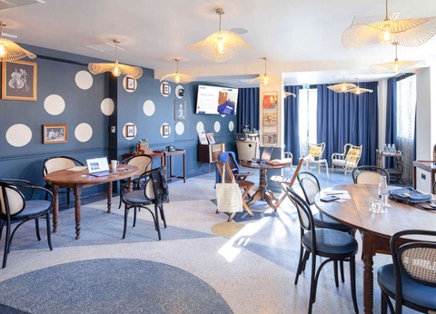 Votre Nöel 2025 d'exception avec dîner à Toulon - 4* - 10