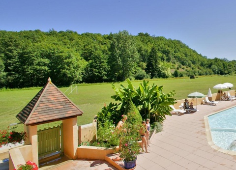 Camping Le Pont de Mazerat, 4* - 31