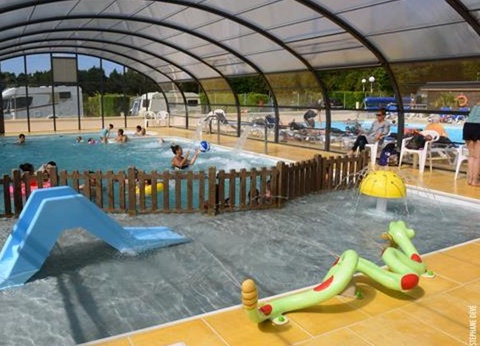 Camping Les Peupliers, 4* - 31