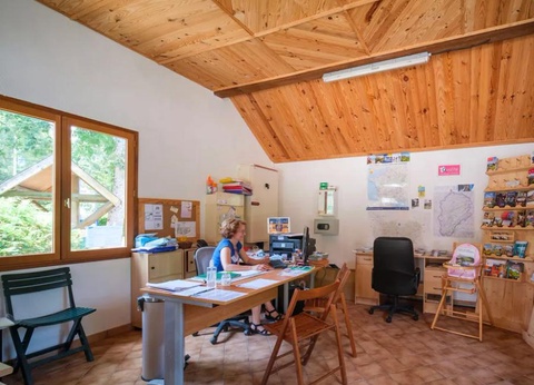 Flower Camping du Lac de la Seigneurie, 3* - 29