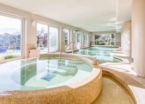Hôtel 4* sur la côte des Abruzzes avec petit déjeuner et spa - 4* - 3