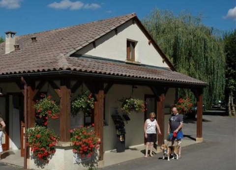 Camping Le Pont de Mazerat, 4* - 53