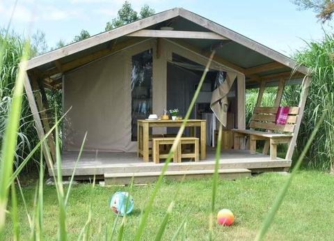 Flower Camping Le Petit Paris, 4* - 31