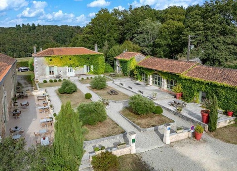 Camping Les Gorges Du Chambon - Ciela Village, 4* - 2