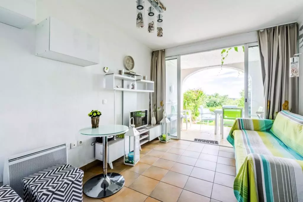 Résidence Maeva Particuliers Village les Restanques du Golfe de St Tropez - 384