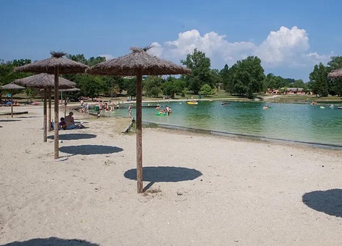 Camping Les 3 Lacs du Soleil, 4* - 10