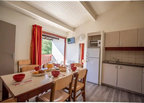 VVF Pays Basque Saint-Étienne-de-Baïgorry 3* - 7