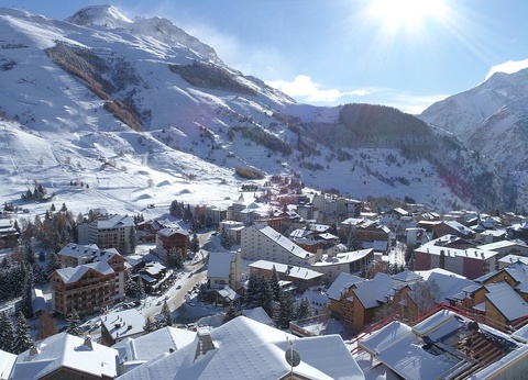 Chalet Chambertin Lodge - 11