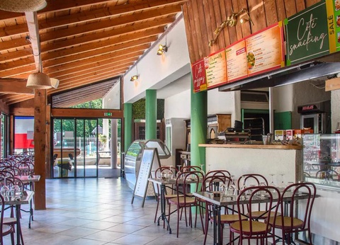 Flower Camping la Pinède, 4* - 30