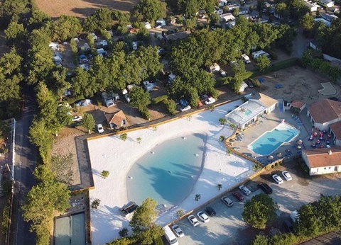 Camping maeva Escapades le Bois Joli, 4* - 10