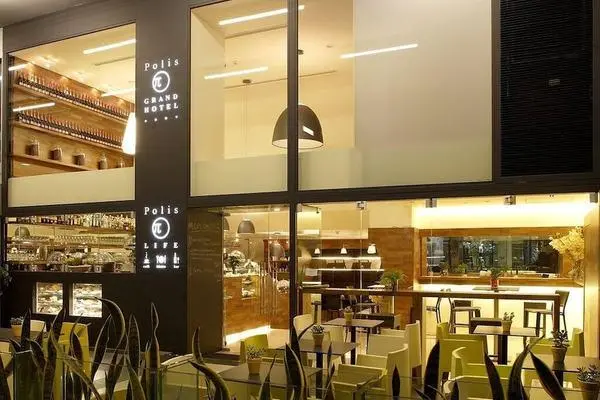 Hôtel Polis Grand 4* - 57