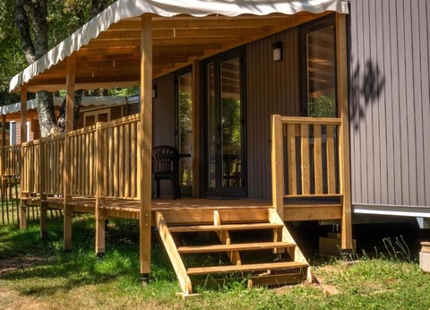 Flower Camping et Base de Loisirs de Rouffiac, 3* - 51