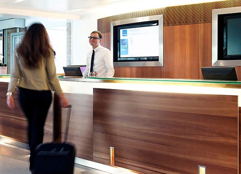 Escapade gourmande en chambre supérieure aux portes de la Belgique - 4* - 14