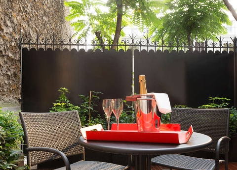 Week-end détente à Paris à deux pas de la Tour Eiffel - 4* - 14