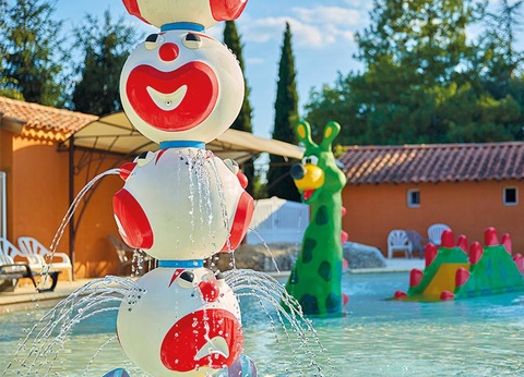 Camping Domaine du Cros d'Auzon, 4* - 8