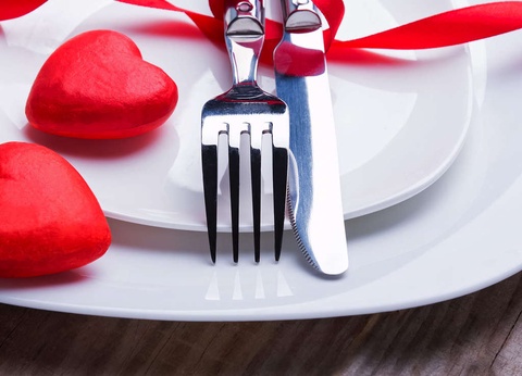 Dîner en amoureux et pétillant pour votre Saint Valentin face aux monts du Cantal - 3* - 25