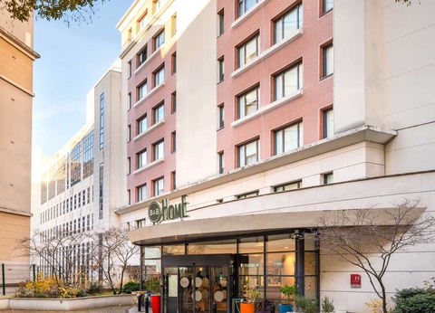 Chambre quadruple idéalement situé dans l'ouest de Paris - 4* - 18