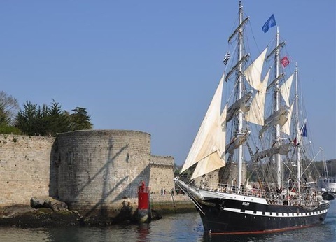 Flower Camping Domaine de Pendruc 4* - 53